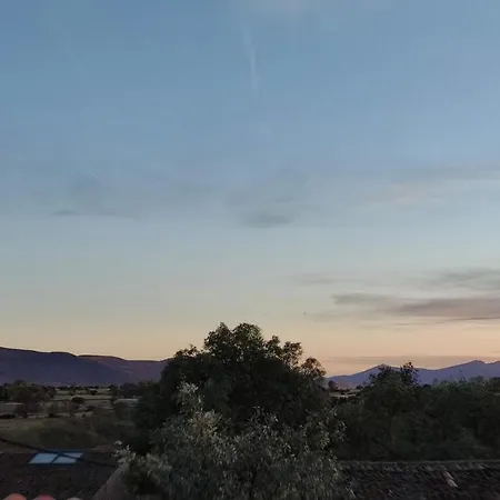 Casa Gela. Entorno Rural * Berrocal (Segovia)