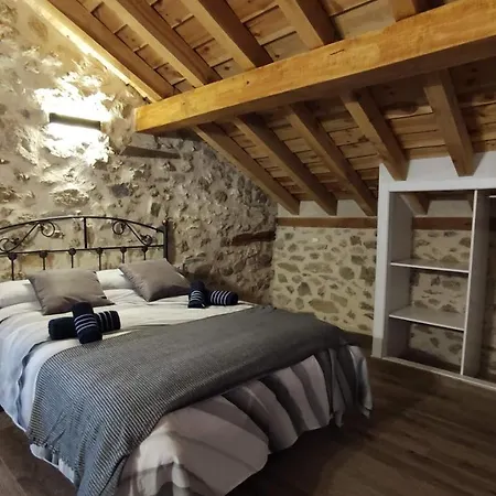 Casa de Férias Casa Gela. Entorno Rural Berrocal (Segovia)