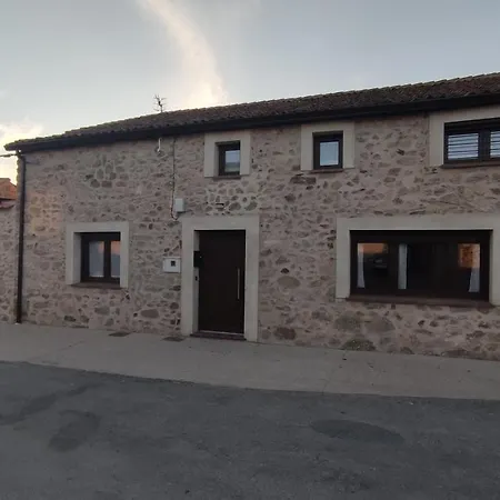 Casa Gela. Entorno Rural Berrocal (Segovia)